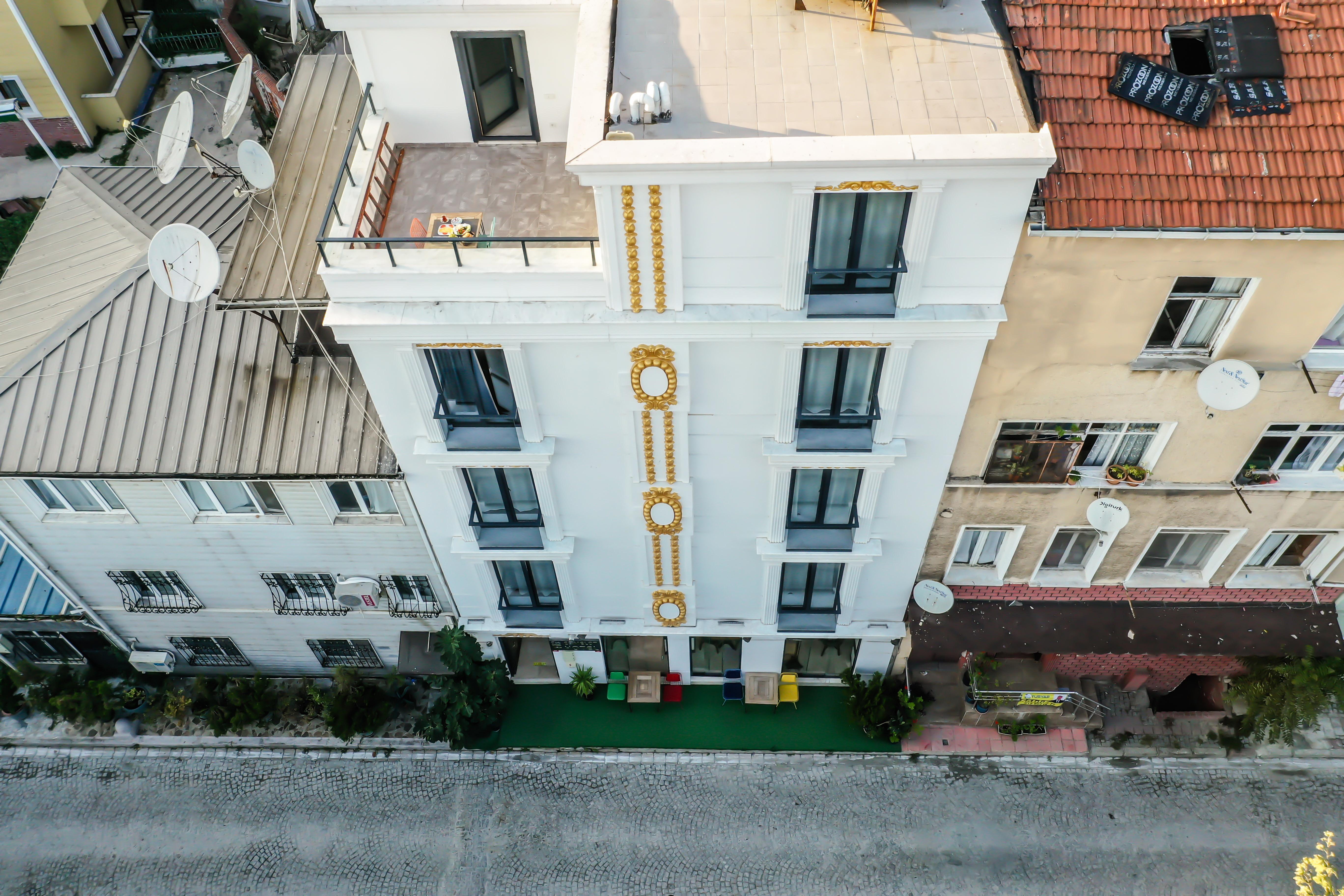 The Camelot Hotel, Istanbul